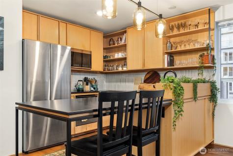 2504 Western Avenue Seattle WA 98121