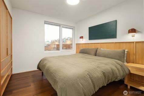 2504 Western Avenue Seattle WA 98121
