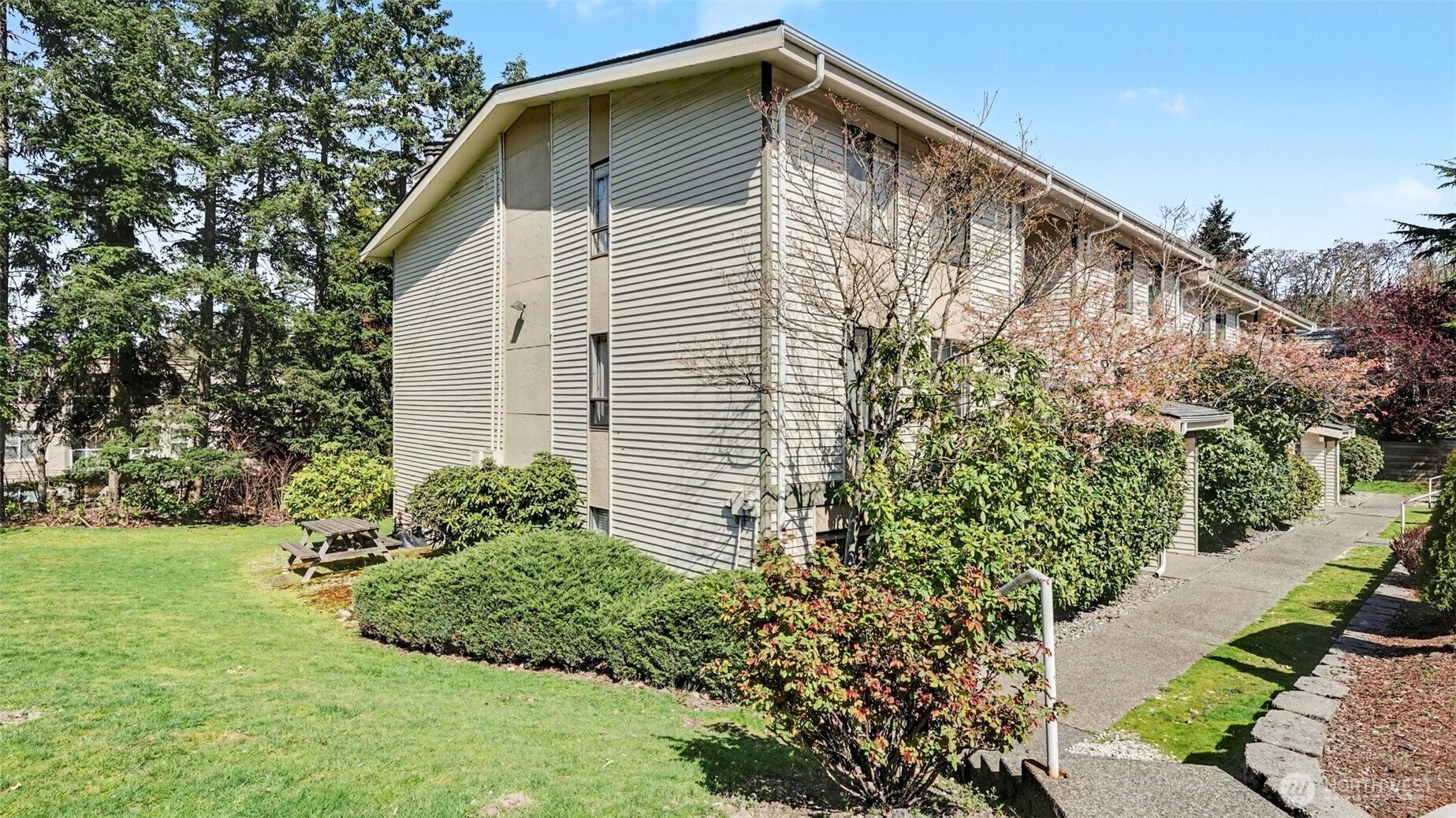 830 Kirkland Way Kirkland WA 98033