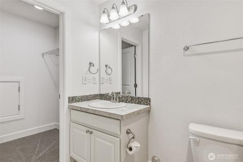 20042 94th Avenue NE Bothell WA 98011