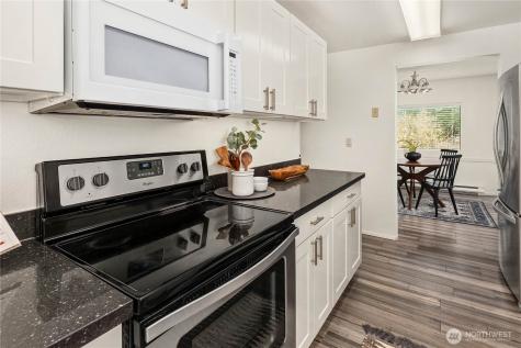 13820 NE 65th Street Redmond WA 98052