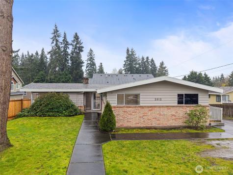 2612 204th Street SW Street SW Lynnwood WA 98036