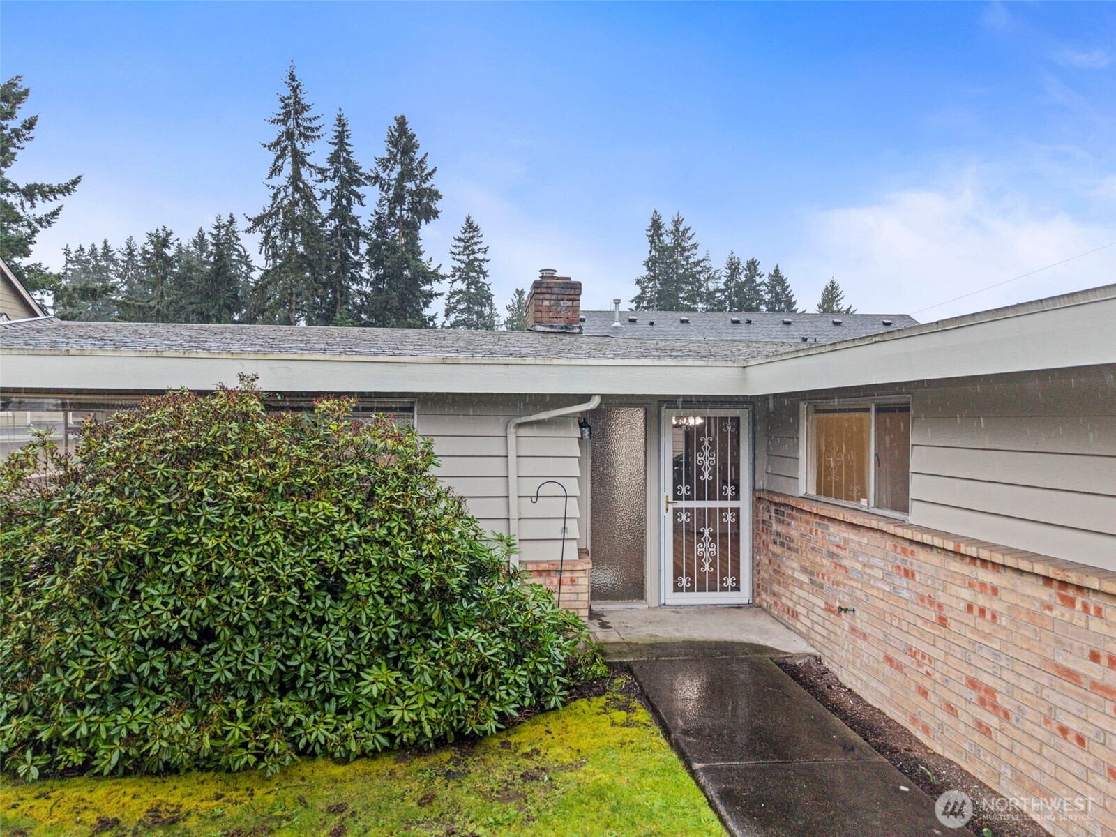2612 204th Street SW Street SW Lynnwood WA 98036