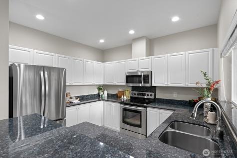 401 S 51st Court Renton WA 98055