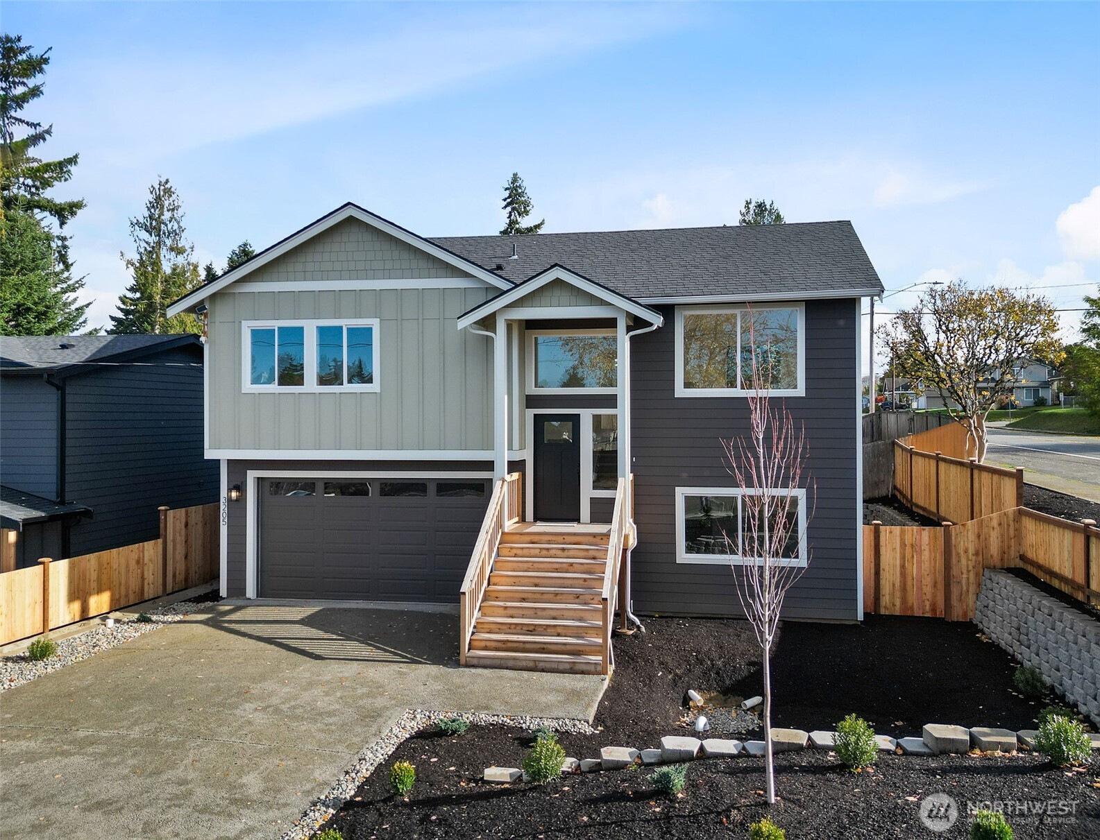 3205 19th Street Everett WA 98201