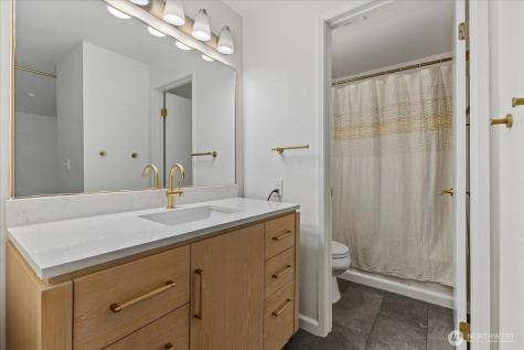 21904 56th Avenue W Mountlake Terrace WA 98043