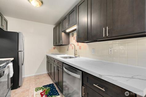 5722 122nd Place SE Bellevue WA 98006