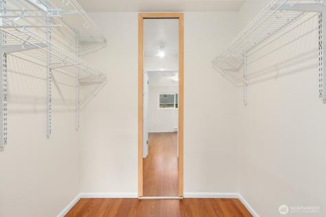 5722 122nd Place SE Bellevue WA 98006