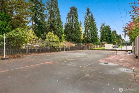 5722 122nd Place SE Bellevue WA 98006