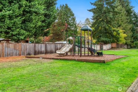 5722 122nd Place SE Bellevue WA 98006