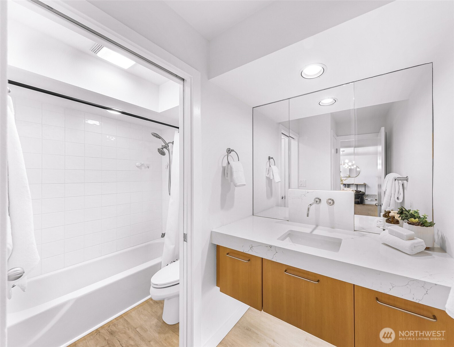 732 11th Avenue E Seattle WA 98102