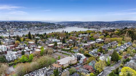 732 11th Avenue E Seattle WA 98102