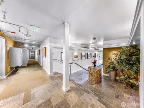 732 11th Avenue E Seattle WA 98102