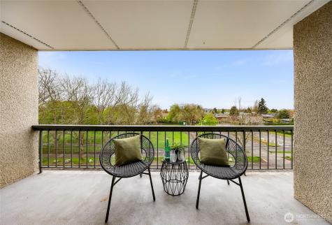 732 11th Avenue E Seattle WA 98102