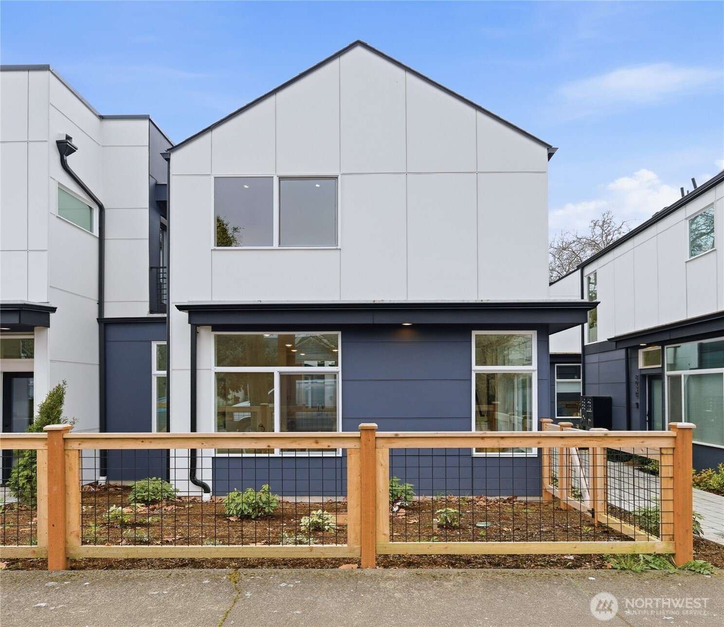 809 S Sullivan Street Seattle WA 98108