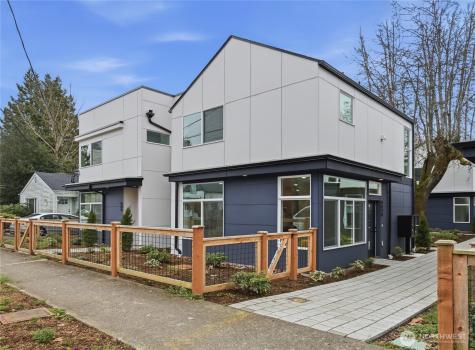 809 S Sullivan Street Seattle WA 98108