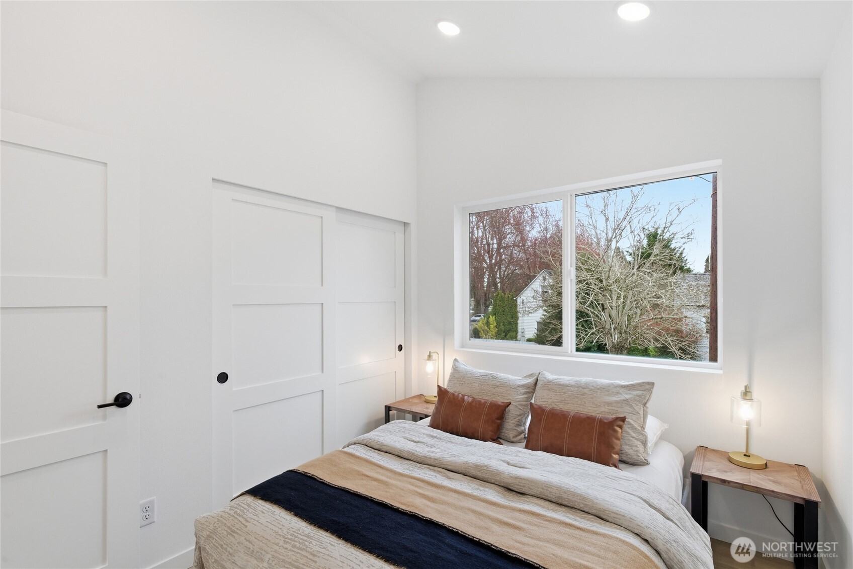 809 S Sullivan Street Seattle WA 98108