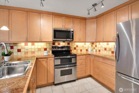 1964 26th Avenue W Seattle WA 98199