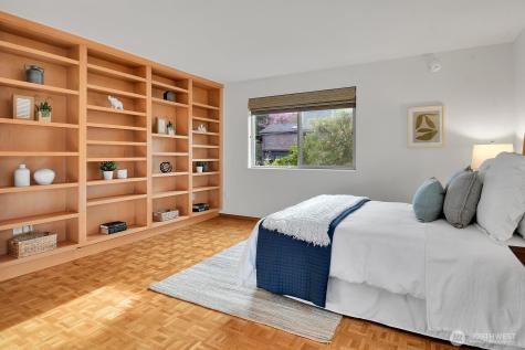 1964 26th Avenue W Seattle WA 98199