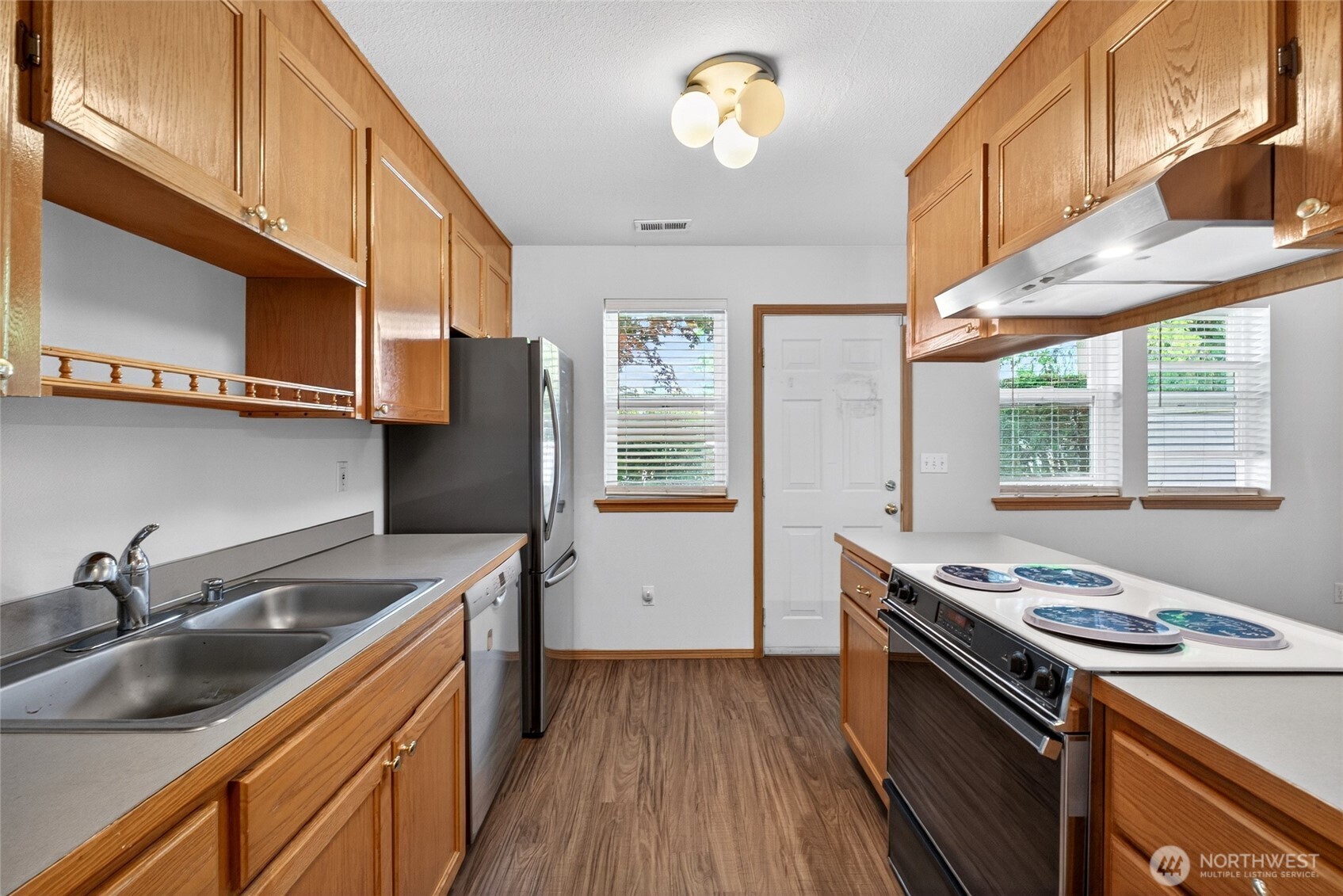 10907 62nd Street E Puyallup WA 98372