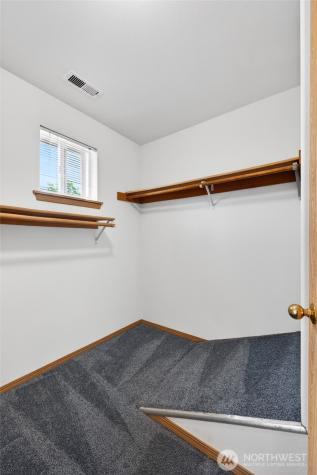 10907 62nd Street E Puyallup WA 98372