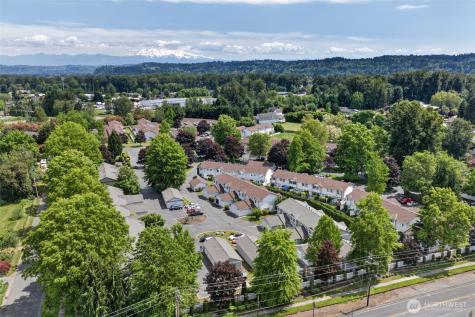 10907 62nd Street E Puyallup WA 98372