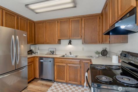 1722 NW 58th Street Seattle WA 98107