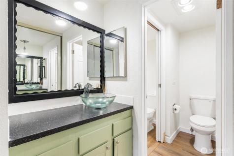 1315 S Puget Drive Renton WA 98055