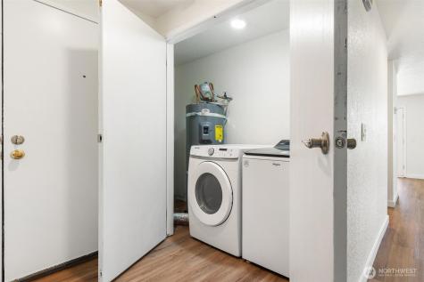 1315 S Puget Drive Renton WA 98055