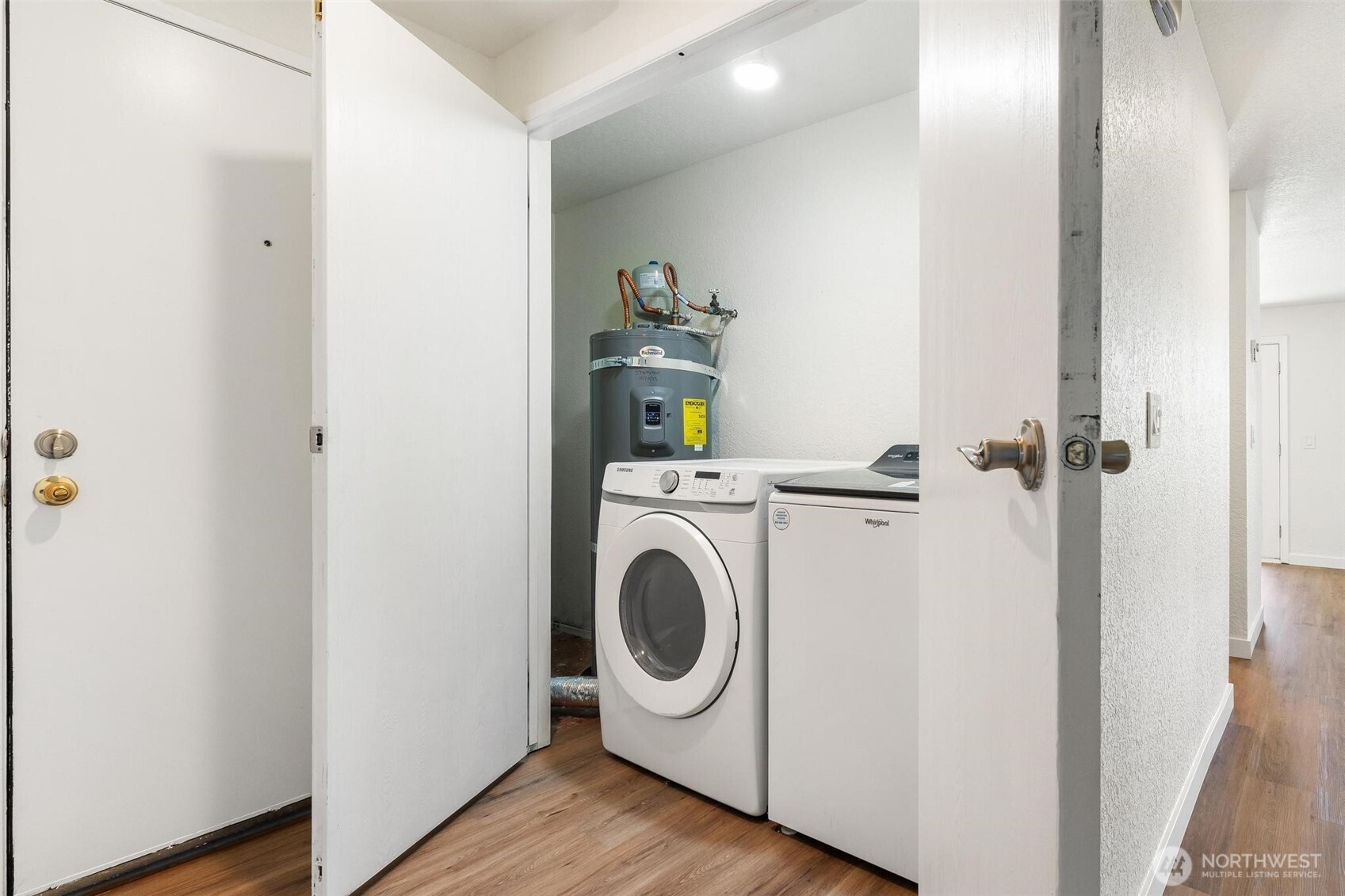 1315 S Puget Drive Renton WA 98055