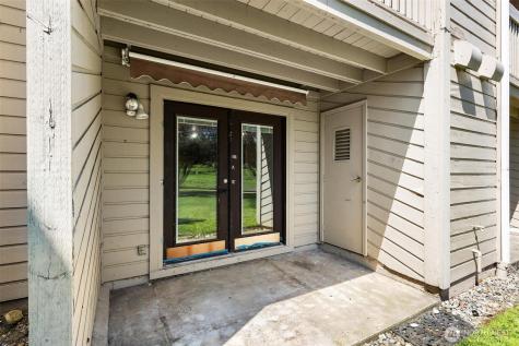 1315 S Puget Drive Renton WA 98055
