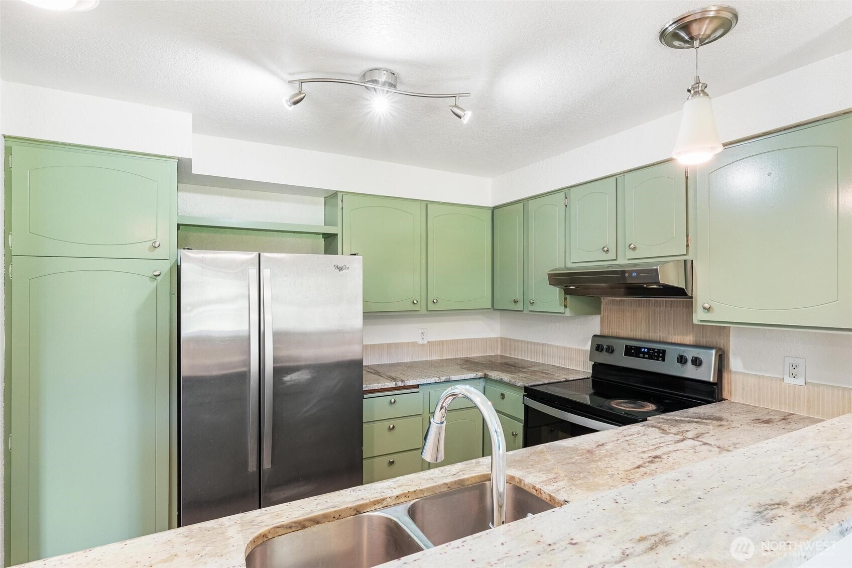 1315 S Puget Drive Renton WA 98055