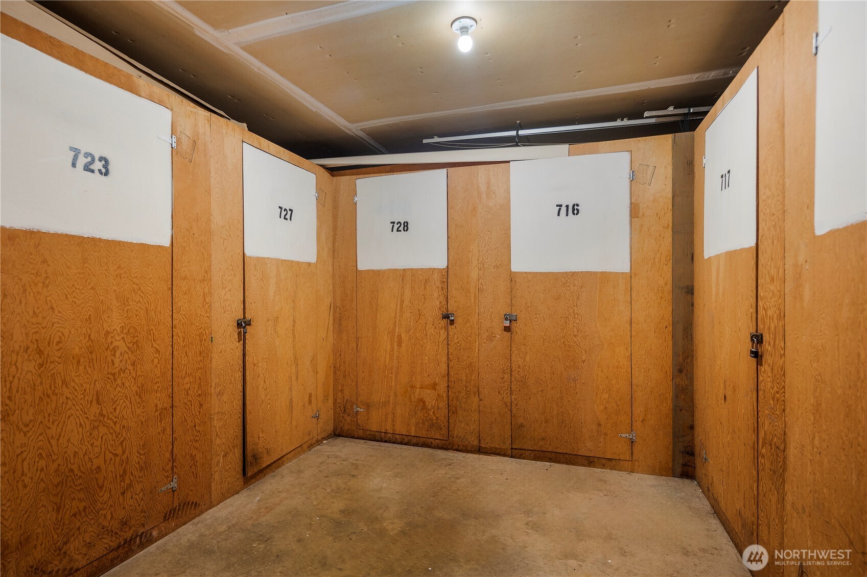 11008 NE 68th Street Kirkland WA 98033