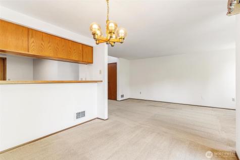 25004 109th Place SE Kent WA 98030