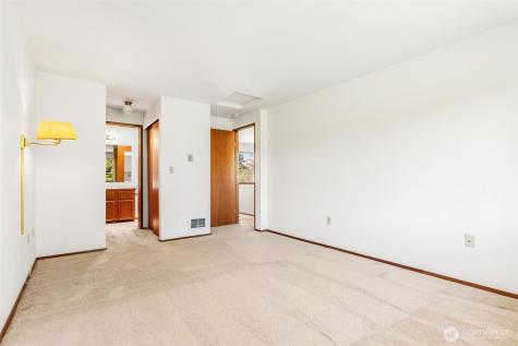 25004 109th Place SE Kent WA 98030