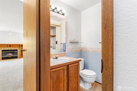 25004 109th Place SE Kent WA 98030