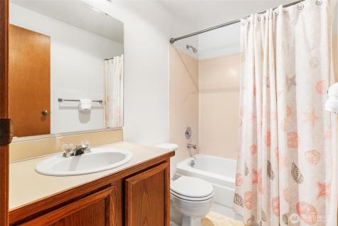 25004 109th Place SE Kent WA 98030