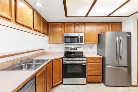 25004 109th Place SE Kent WA 98030