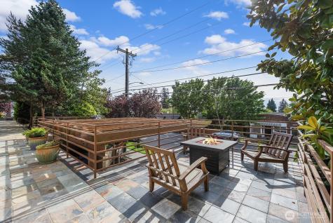 6960 California Avenue SW Seattle WA 98136