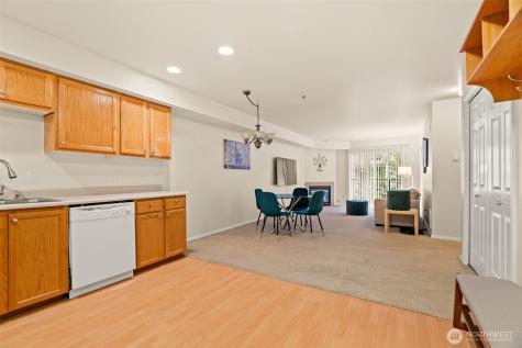 7912 170th Avenue NE Redmond WA 98052