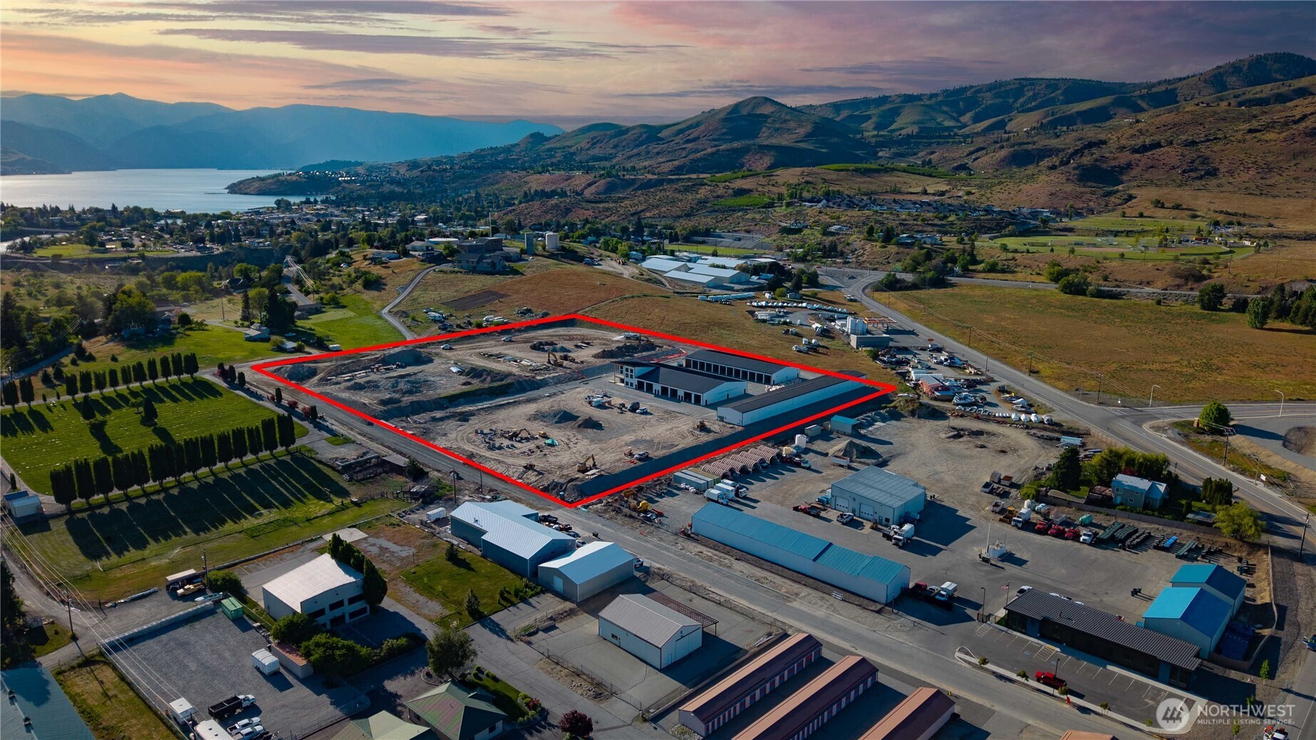 73 E Shop Avenue Chelan WA 98816