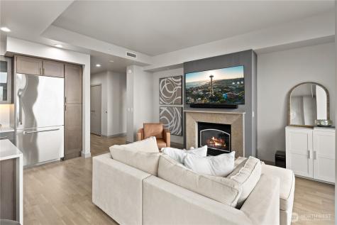 10650 NE 9th Place Bellevue WA 98004