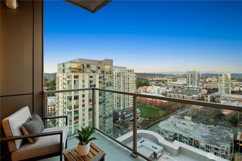 10650 NE 9th Place Bellevue WA 98004