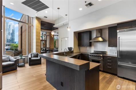 10650 NE 9th Place Bellevue WA 98004