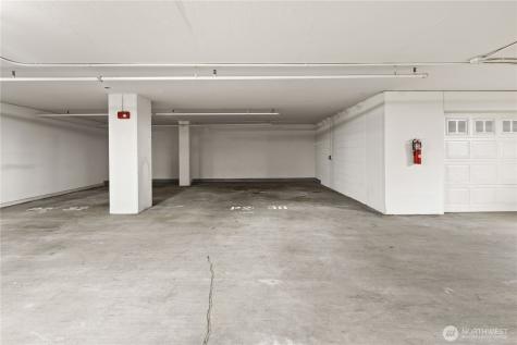 10650 NE 9th Place Bellevue WA 98004