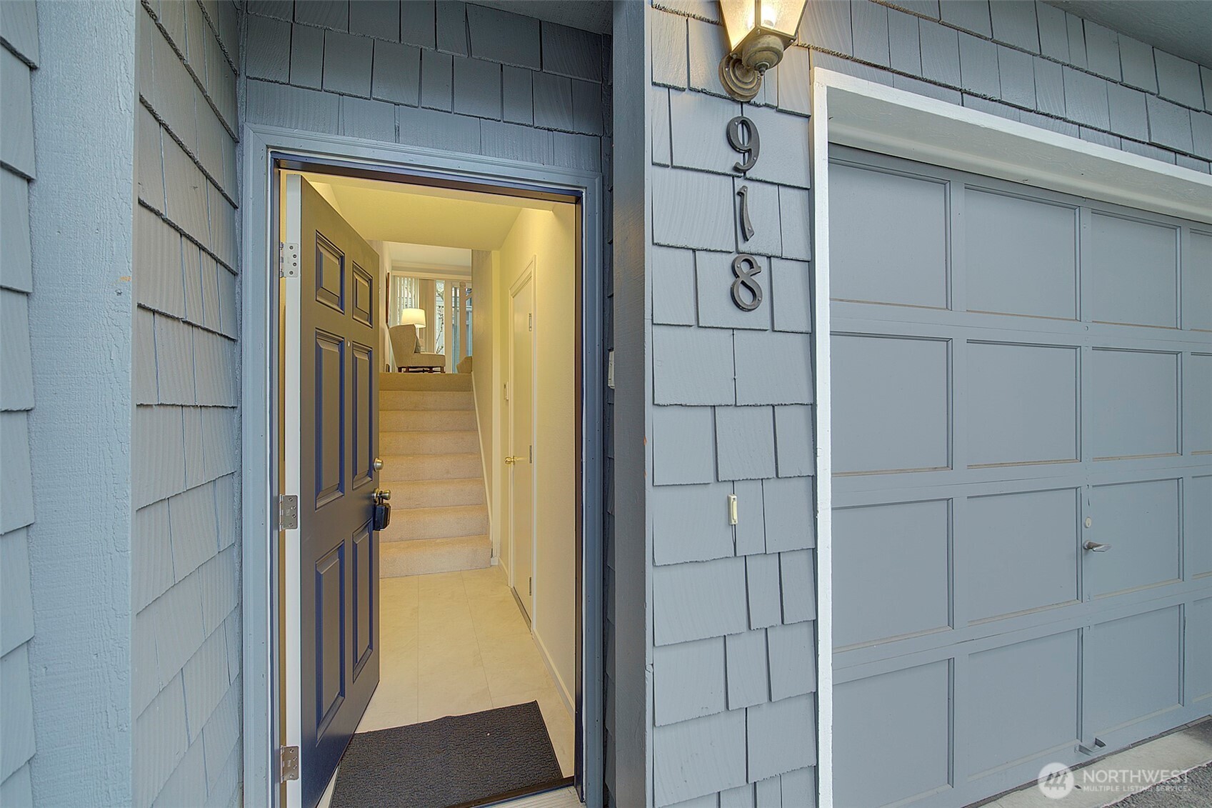 918 N 165th Street Shoreline WA 98133