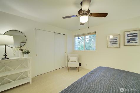 918 N 165th Street Shoreline WA 98133