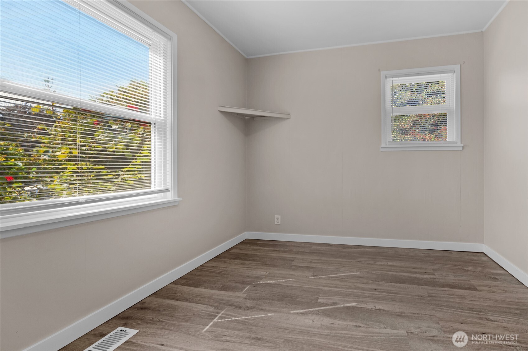 1925 Lombard Everett WA 98201