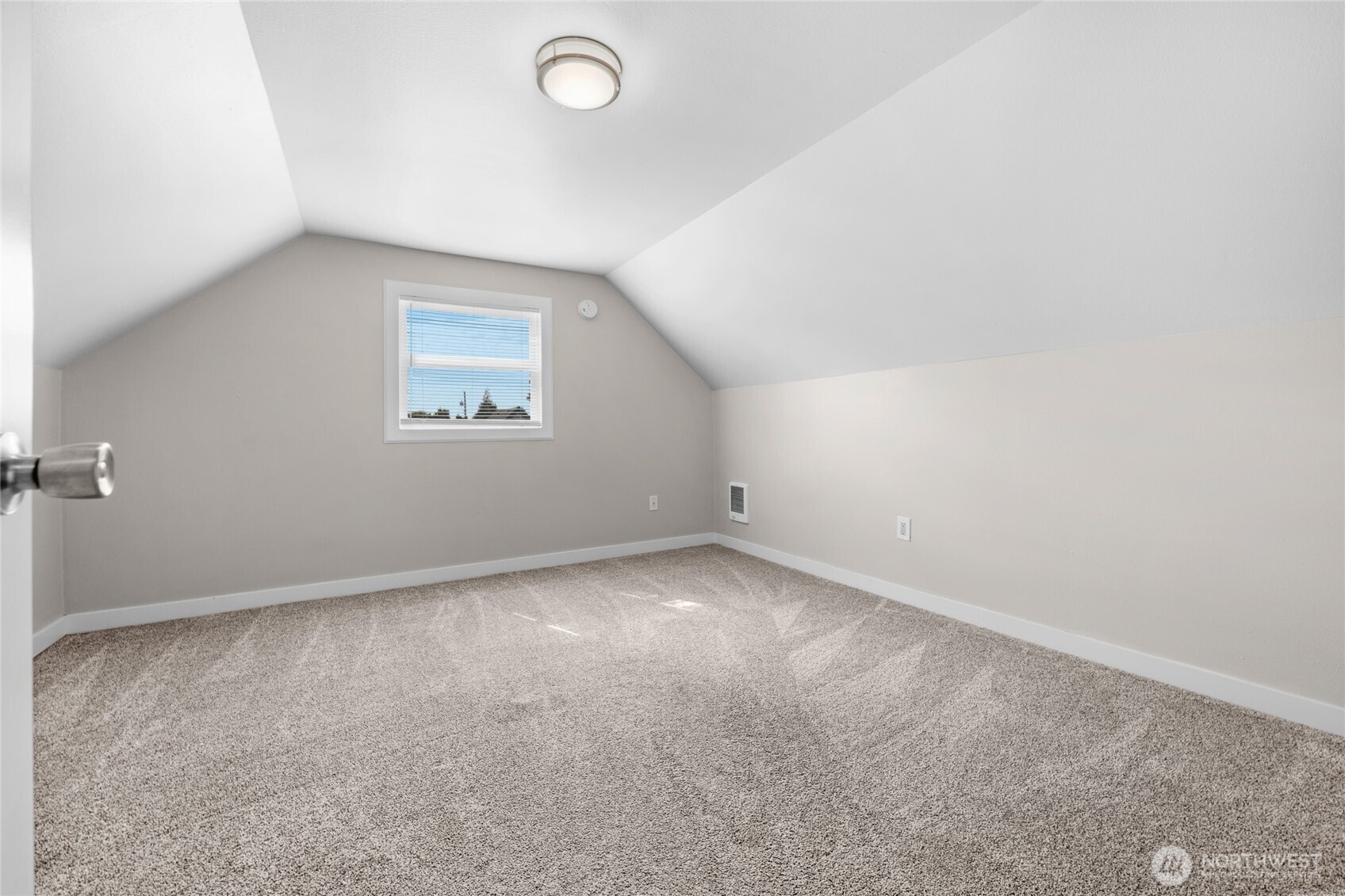 1925 Lombard Everett WA 98201