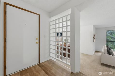 4737 W Lake Sammamish Parkway SE Issaquah WA 98027
